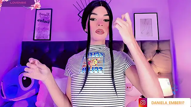 Snapshot of Amira_Ember chatting on 24, 7, 2026 Amira Ember online show from 24, 7, 2026
