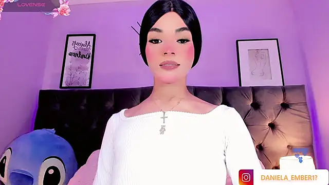 Snapshot of Amira_Ember chatting on 25, 7, 2026 Amira Ember online show from 25, 7, 2026