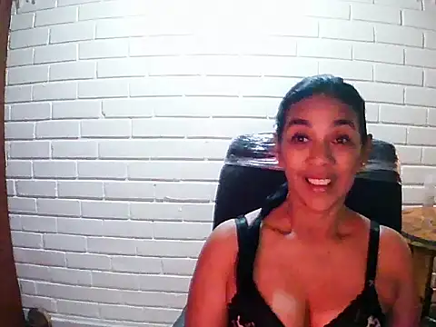 MiiaVelasquez online show from 15, 11, 2025