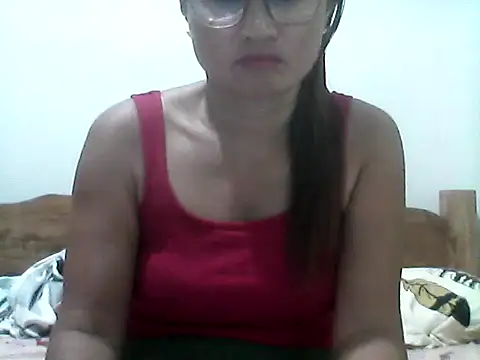 nathalie0045 online show from 19, 5, 2026