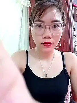 Snapshot of MyMy08 chatting on 3, 12, 2025 MyMy08 online show from 3, 12, 2025