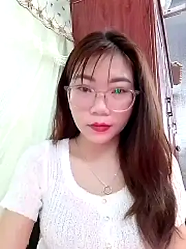 Snapshot of MyMy08 chatting on 15, 12, 2025 MyMy08 online show from 15, 12, 2025