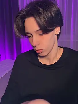 Snapshot of egorbitch chatting on 9, 3, 2026 egorbitch online show from 9, 3, 2026