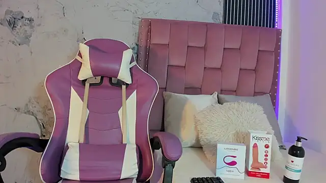 Snapshot of Mia_Duarte1 chatting on 23, 9, 2025 Mia Duarte1 online show from 23, 9, 2025