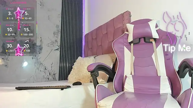 Snapshot of Mia_Duarte1 chatting on 7, 10, 2025 Mia Duarte1 online show from 7, 10, 2025