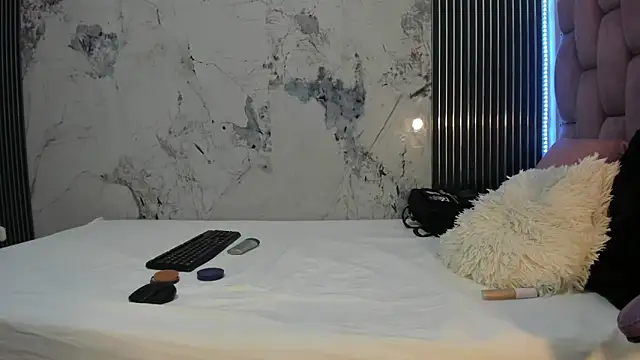 Snapshot of Mia_Duarte1 chatting on 24, 10, 2025 Mia Duarte1 online show from 24, 10, 2025