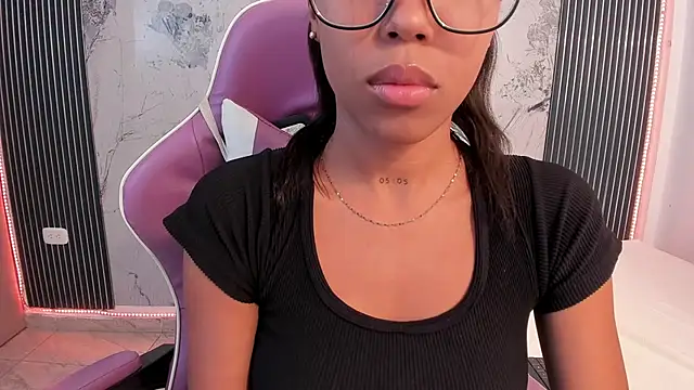 Snapshot of Mia_Duarte1 chatting on 25, 6, 2026 Mia Duarte1 online show from 25, 6, 2026
