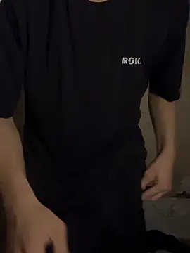 milkis024680 online show from 17, 10, 2025