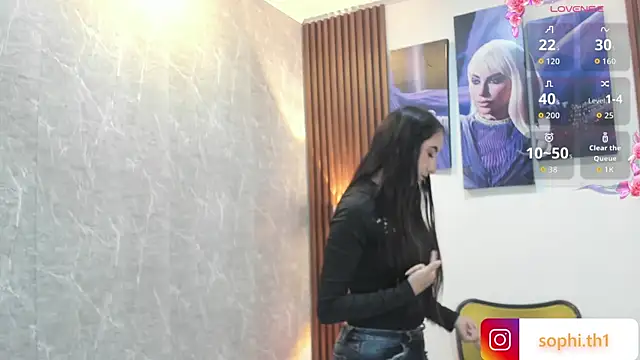 Sophi Thaylorr online show from 7, 10, 2025