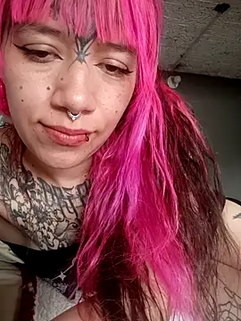 Meganhynde online show from 19, 9, 2025