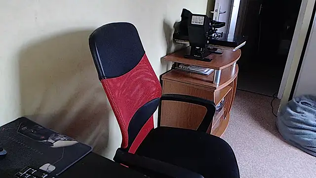 Snapshot of blueandwhite1 chatting on 21, 2, 2025 blueandwhite1 online show from 21, 2, 2025