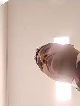 Snapshot of danigarci2307 chatting on 13, 11, 2025 danigarci2307 online show from 13, 11, 2025