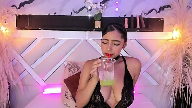 Zoe-Johnson  online show from 5, 5, 2026