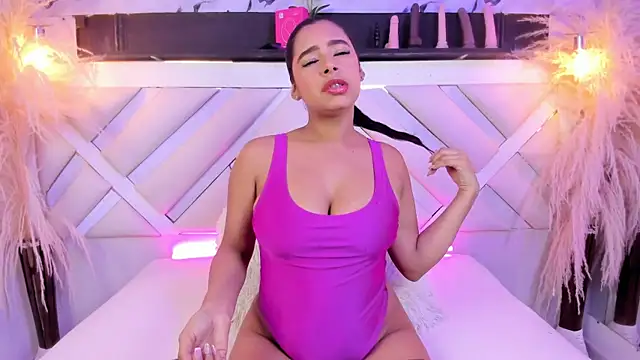 Zoe-Johnson  online show from 2, 8, 2026