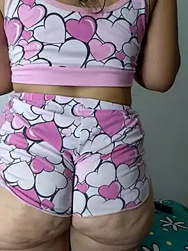 isabella lovem online show from 28, 6, 2026