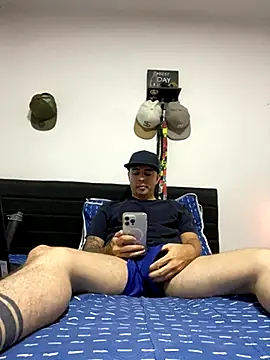 Snapshot of Jaguer2213 chatting on 30, 10, 2025 Jaguer2213 online show from 30, 10, 2025