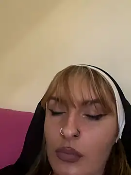 Snapshot of Sexy_Bulgarian_woman chatting on 29, 10, 2025 Sexy Bulgarian woman online show from 29, 10, 2025