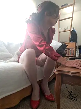 Snapshot of DependentDare1 chatting on 16, 10, 2025 DependentDare1 online show from 16, 10, 2025