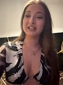 Snapshot of RebekaRose chatting on 13, 10, 2025 RebekaRose online show from 13, 10, 2025