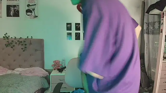 Snapshot of 2cyboy_ chatting on 29, 9, 2025 2cyboy online show from 29, 9, 2025