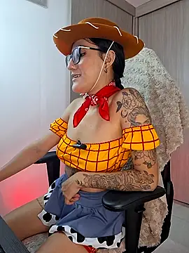 Snapshot of Cowgirl_isa chatting on 30, 10, 2025 Cowgirl isa online show from 30, 10, 2025