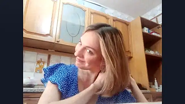 Snapshot of SinlessTaking chatting on 28, 9, 2025 SinlessTaking online show from 28, 9, 2025