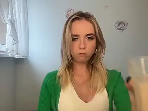 ClaudiaAmore online show from 25, 9, 2025