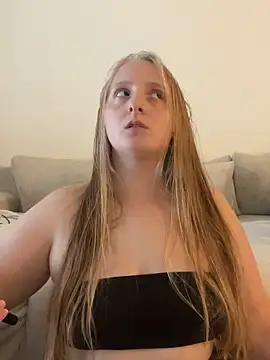 young hailey online show from 16, 10, 2025