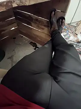 Snapshot of blackyporiki chatting on 24, 9, 2025 blackyporiki online show from 24, 9, 2025