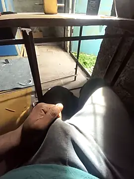 Snapshot of blackyporiki chatting on 22, 11, 2025 blackyporiki online show from 22, 11, 2025