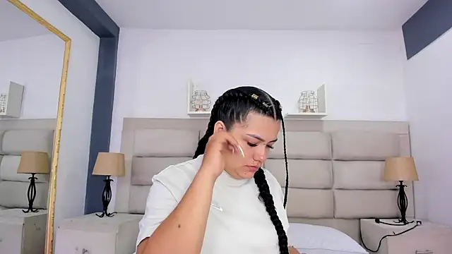 ScarletMoon1  online show from 18, 10, 2025