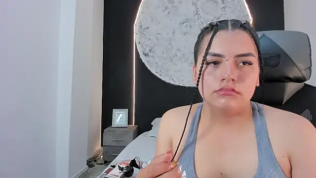 ScarletMoon1  online show from 20, 10, 2025