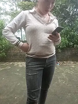 Phuong xxx online show from 19, 3, 2026