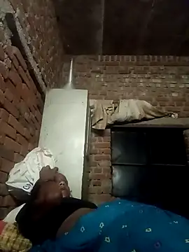 Snapshot of Xx_pooja chatting on 2, 10, 2025 Xx pooja online show from 2, 10, 2025