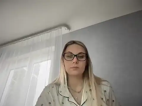 NikexPretty online show from 20, 10, 2025