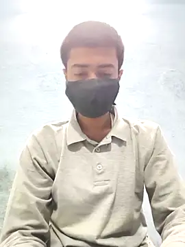 GirlsCrush  online show from 10, 11, 2025