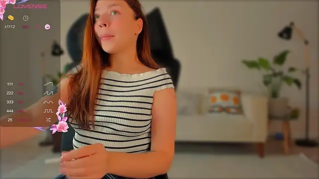 Snapshot of fairy_lele chatting on 24, 10, 2025 fairy lele online show from 24, 10, 2025