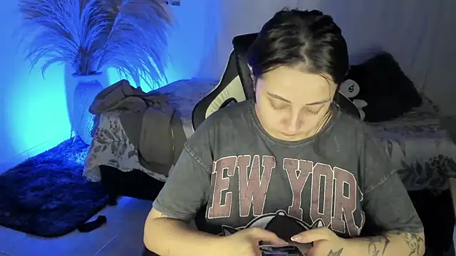 SarahCastro1  online show from 5, 5, 2026
