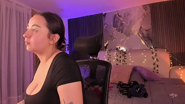 Snapshot of SarahCastro1_ chatting on 29, 5, 2026 SarahCastro1 online show from 29, 5, 2026