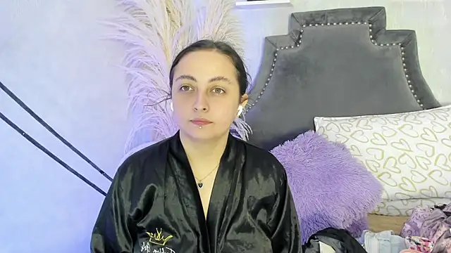 Snapshot of SarahCastro1_ chatting on 4, 8, 2026 SarahCastro1 online show from 4, 8, 2026