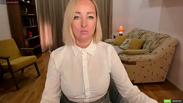 sexmom8 online show from 13, 4, 2026