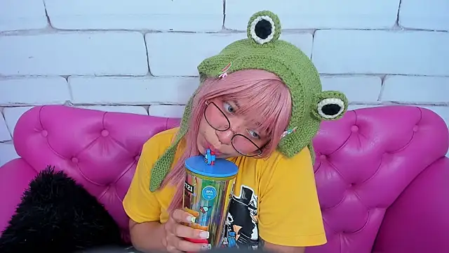 SafiroAgataaa online show from 17, 9, 2025