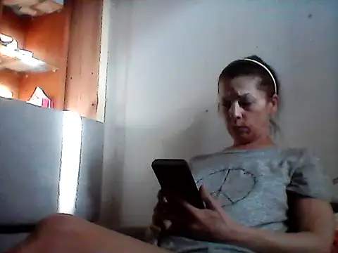 Snapshot of Milana38 chatting on 18, 6, 2026 Milana38 online show from 18, 6, 2026
