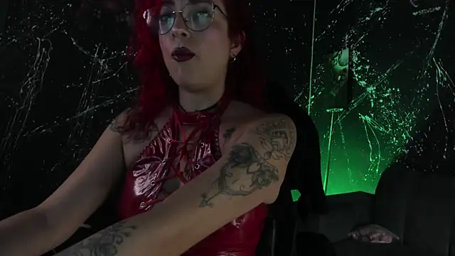Snapshot of RoxanneStorm_ chatting on 29, 7, 2026 RoxanneStorm online show from 29, 7, 2026