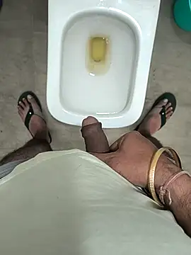 bigdick lickingexpert08 online show from 14, 1, 2026