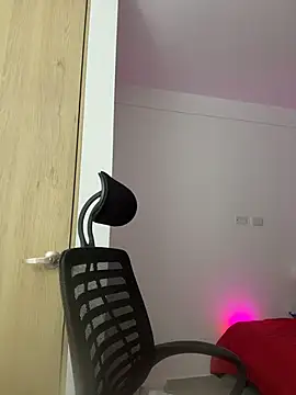 aliciia 23 online show from 27, 2, 2026