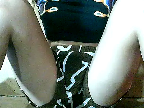 pinay-momm1682 online show from 15, 12, 2025