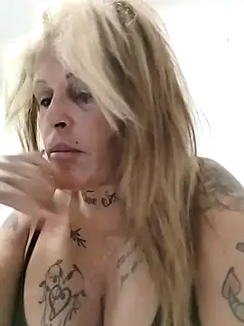 canariamorbosa online show from 5, 11, 2025