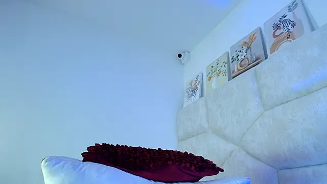 elizawiliamst online show from 28, 7, 2026
