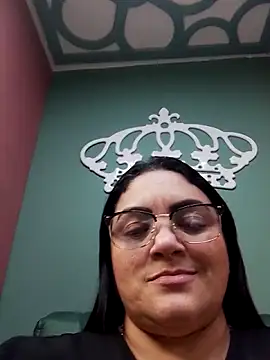 Snapshot of tiffany_Johnson1 chatting on 4, 10, 2025 tiffany Johnson1 online show from 4, 10, 2025